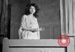 Standbild Romeo und Julia spielen United States USA, 1926, aus Sekunde 37 historischem Filmmaterial Videoclip 65675068602