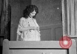 Standbild Romeo und Julia spielen United States USA, 1926, aus Sekunde 50 historischem Filmmaterial Videoclip 65675068602