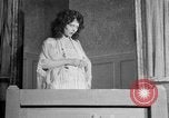 Standbild Romeo und Julia spielen United States USA, 1926, aus Sekunde 51 historischem Filmmaterial Videoclip 65675068602