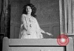 Standbild Romeo und Julia spielen United States USA, 1926, aus Sekunde 57 historischem Filmmaterial Videoclip 65675068602