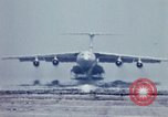 Standbild C-141 Flugzeugen arbeiten Asien, 1968, aus Sekunde 33 historischem Filmmaterial Videoclip 65675068671