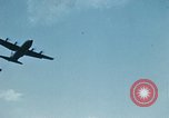 Standbild US-luftbrücke Operationen in Vietnam1968 Israel 1973 Tel Aviv Israel, 1973, aus Sekunde 3 historischem Filmmaterial Videoclip 65675068672