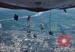 Standbild US-luftbrücke Operationen in Vietnam1968 Israel 1973 Tel Aviv Israel, 1973, aus Sekunde 13 historischem Filmmaterial Videoclip 65675068672