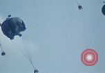 Standbild US-luftbrücke Operationen in Vietnam1968 Israel 1973 Tel Aviv Israel, 1973, aus Sekunde 22 historischem Filmmaterial Videoclip 65675068672