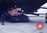 Standbild US-luftbrücke Operationen in Vietnam1968 Israel 1973 Tel Aviv Israel, 1973, aus Sekunde 51 historischem Filmmaterial Videoclip 65675068672