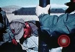 Standbild US Military Airlift Command C-5 Flugzeuge fliegen relief Missionen in Armeni Armenien, 1988, aus Sekunde 43 historischem Filmmaterial Videoclip 65675068674