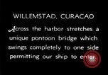 Standbild Passagier steamship Anreise Willemstad Curacao, 1936, aus Sekunde 9 historischem Filmmaterial Videoclip 65675068691