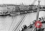 Standbild Passagier steamship Anreise Willemstad Curacao, 1936, aus Sekunde 52 historischem Filmmaterial Videoclip 65675068691