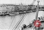 Standbild Passagier steamship Anreise Willemstad Curacao, 1936, aus Sekunde 53 historischem Filmmaterial Videoclip 65675068691