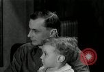 Immagine di Famiglia con 5 bambini United States USA, 1935, secondo 7 filmato di repertorio 65675068709