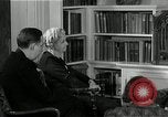 Immagine di Piano in legno autoradio United States USA, 1935, secondo 28 filmato di repertorio 65675068710