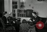 Immagine di Piano in legno autoradio United States USA, 1935, secondo 53 filmato di repertorio 65675068710