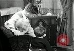 Standbild ein Radio United States USA, 1935, aus Sekunde 32 historischem Filmmaterial Videoclip 65675068713