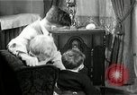 Standbild ein Radio United States USA, 1935, aus Sekunde 43 historischem Filmmaterial Videoclip 65675068713