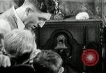 Standbild ein Radio United States USA, 1935, aus Sekunde 50 historischem Filmmaterial Videoclip 65675068713