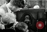 Standbild ein Radio United States USA, 1935, aus Sekunde 51 historischem Filmmaterial Videoclip 65675068713