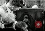 Standbild ein Radio United States USA, 1935, aus Sekunde 56 historischem Filmmaterial Videoclip 65675068713