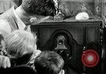 Standbild ein Radio United States USA, 1935, aus Sekunde 57 historischem Filmmaterial Videoclip 65675068713