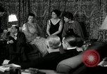 Standbild ein Radio United States USA, 1935, aus Sekunde 13 historischem Filmmaterial Videoclip 65675068714