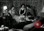 Standbild ein Radio United States USA, 1935, aus Sekunde 15 historischem Filmmaterial Videoclip 65675068714