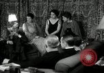 Standbild ein Radio United States USA, 1935, aus Sekunde 16 historischem Filmmaterial Videoclip 65675068714