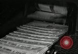 Standbild Drucken drücken United States USA, 1936, aus Sekunde 12 historischem Filmmaterial Videoclip 65675068718
