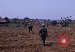 Immagine di Funzionamento Prairie III Il Vietnam, 1967, secondo 13 filmato di repertorio 65675068727
