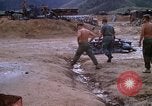 Standbild 3rd Marine Division Vietnam, 1966, aus Sekunde 14 historischem Filmmaterial Videoclip 65675068730