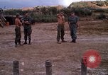 Standbild 3rd Marine Division Vietnam, 1966, aus Sekunde 27 historischem Filmmaterial Videoclip 65675068730