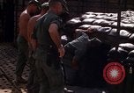 Standbild 3rd Marine Division Vietnam, 1966, aus Sekunde 48 historischem Filmmaterial Videoclip 65675068730