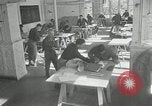 Standbild US Army University Study Center nach Zweiten Weltkrieg Frankreich, 1946, aus Sekunde 29 historischem Filmmaterial Videoclip 65675068737