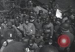 Standbild US-Truppen gingen in der Normandie am D-Day im Englischen Kanal, 1944, aus Sekunde 20 historischem Filmmaterial Videoclip 65675068759