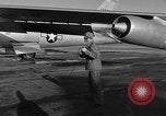 Standbild B-47 Startojet Vereinigtes Königreich, 1953, aus Sekunde 23 historischem Filmmaterial Videoclip 65675068761