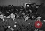 Standbild Briefing-sitzungen Vereinigtes Königreich, 1953, aus Sekunde 33 historischem Filmmaterial Videoclip 65675068762