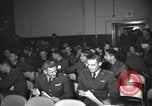 Standbild Briefing Vereinigtes Königreich, 1953, aus Sekunde 8 historischem Filmmaterial Videoclip 65675068765