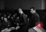 Standbild Briefing Vereinigtes Königreich, 1953, aus Sekunde 11 historischem Filmmaterial Videoclip 65675068765