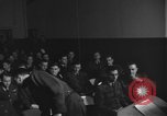 Standbild Briefing Vereinigtes Königreich, 1953, aus Sekunde 18 historischem Filmmaterial Videoclip 65675068765