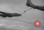 Standbild B-47 Stratojet Vereinigtes Königreich, 1953, aus Sekunde 13 historischem Filmmaterial Videoclip 65675068766