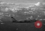 Standbild B-47 Stratojet Vereinigtes Königreich, 1953, aus Sekunde 33 historischem Filmmaterial Videoclip 65675068766