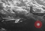 Standbild B-47 Stratojet Vereinigtes Königreich, 1953, aus Sekunde 49 historischem Filmmaterial Videoclip 65675068766