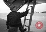 Standbild B-47 Stratojet Vereinigtes Königreich, 1953, aus Sekunde 22 historischem Filmmaterial Videoclip 65675068767