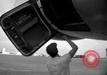 Standbild B-47 Stratojet Vereinigtes Königreich, 1953, aus Sekunde 34 historischem Filmmaterial Videoclip 65675068767