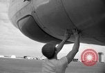 Standbild B-47 Stratojet Vereinigtes Königreich, 1953, aus Sekunde 38 historischem Filmmaterial Videoclip 65675068767