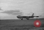 Standbild B-47 Stratojet Vereinigtes Königreich, 1953, aus Sekunde 58 historischem Filmmaterial Videoclip 65675068767