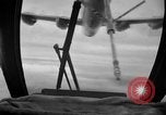 Standbild B-47 Stratojet Vereinigtes Königreich, 1953, aus Sekunde 61 historischem Filmmaterial Videoclip 65675068769