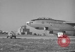 Standbild B-47 Stratojet Vereinigtes Königreich, 1953, aus Sekunde 8 historischem Filmmaterial Videoclip 65675068771