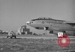 Standbild B-47 Stratojet Vereinigtes Königreich, 1953, aus Sekunde 9 historischem Filmmaterial Videoclip 65675068771
