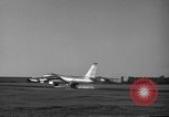 Standbild B-47 Stratojet Vereinigtes Königreich, 1953, aus Sekunde 46 historischem Filmmaterial Videoclip 65675068771