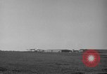 Standbild B-47 Stratojet Vereinigtes Königreich, 1953, aus Sekunde 52 historischem Filmmaterial Videoclip 65675068771