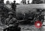 Standbild 82nd Airborne Division Saint Marcouf Frankreich, 1944, aus Sekunde 36 historischem Filmmaterial Videoclip 65675068780